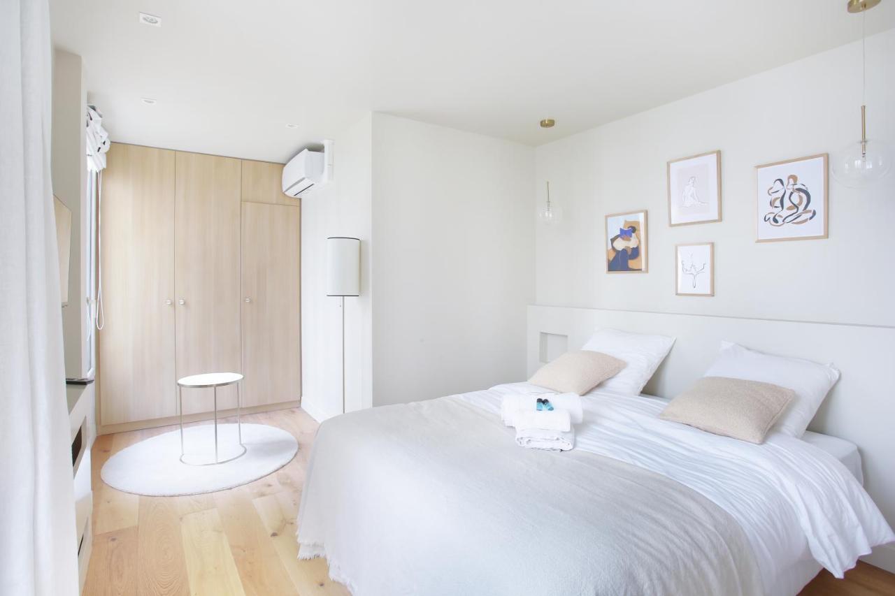 Residence In The Center Of Paris By Studio Prestige Экстерьер фото