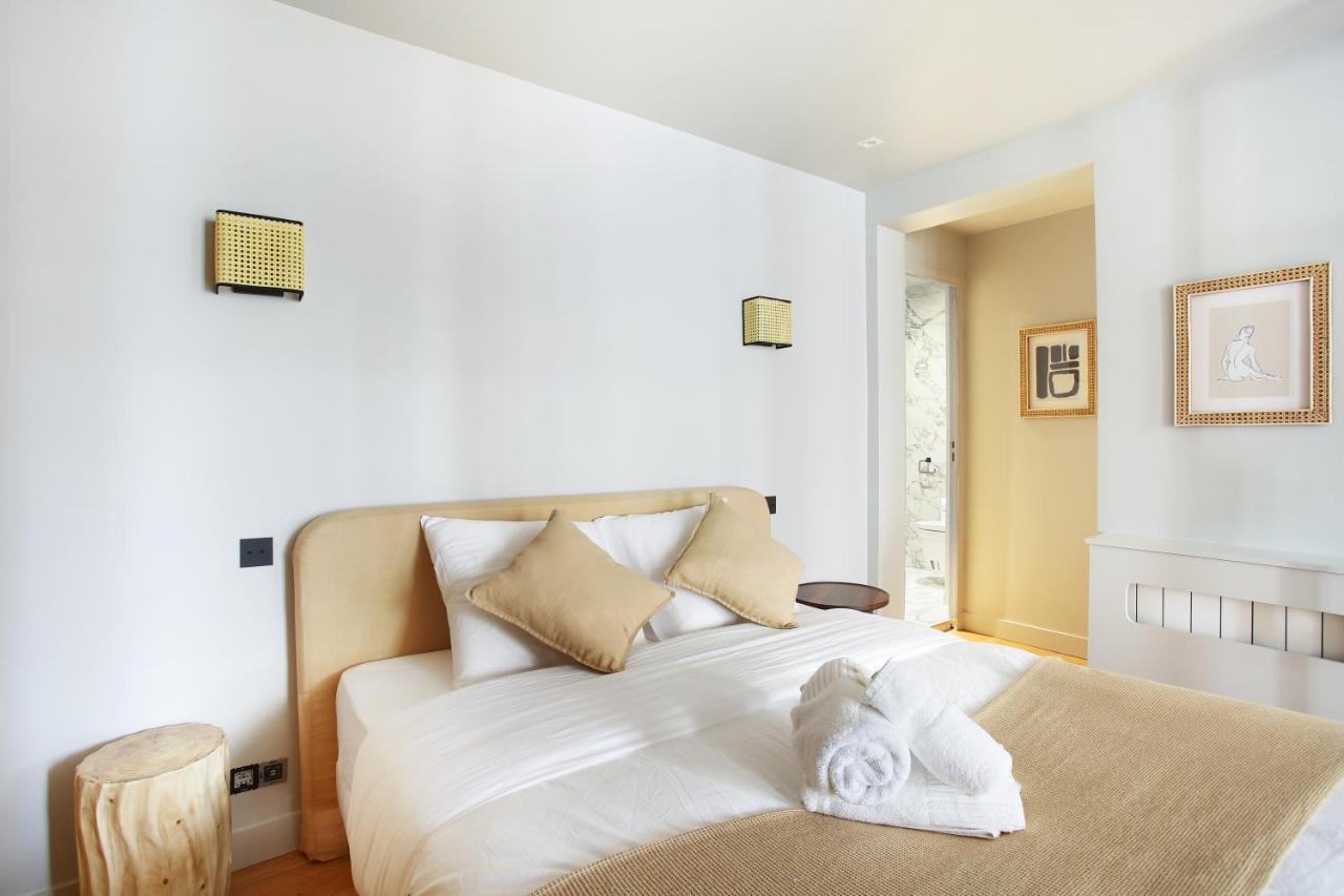 Residence In The Center Of Paris By Studio Prestige Экстерьер фото