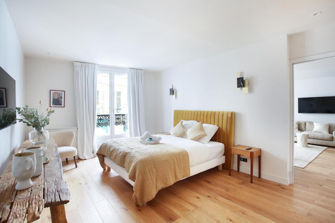 Residence In The Center Of Paris By Studio Prestige Экстерьер фото